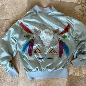 Vintage painted silky feel jacket. Size Large (medium fit).